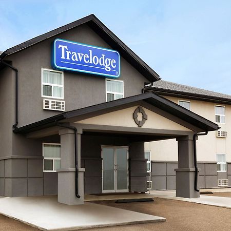 Travelodge By Wyndham Kindersley Exterior foto