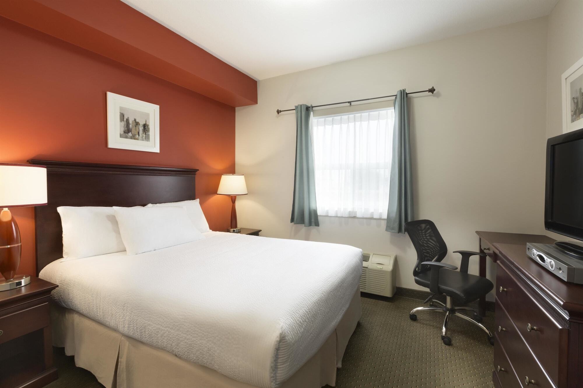 Travelodge By Wyndham Kindersley Exterior foto